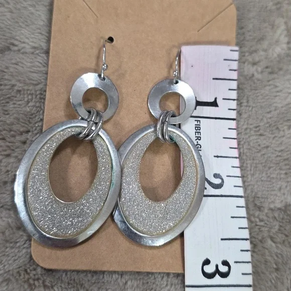 Fashion Jewelry Bundle(7) Crosses Earrings Necklace Bracelets Pin GUC - Picture 5 of 11